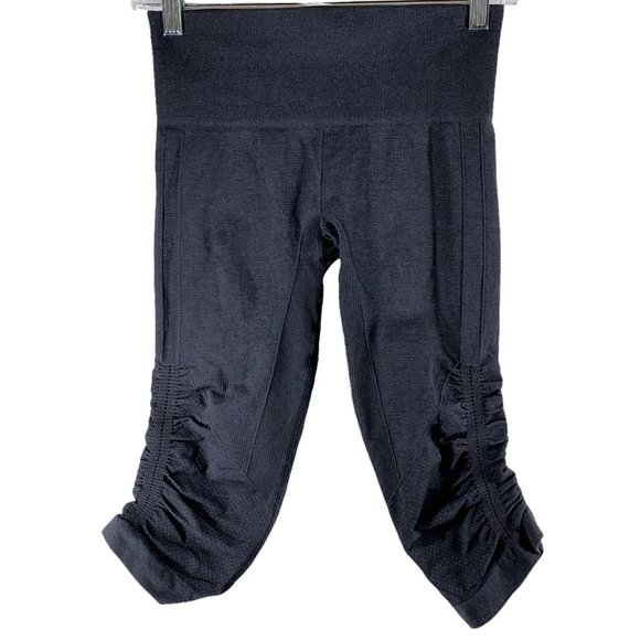 Lululemon Black EBB TO STREET 17" Crop Ruched Leggings Size 4